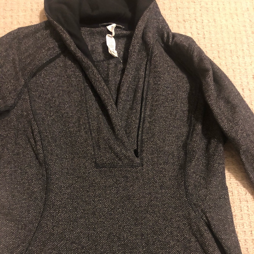 Lulu lemon top